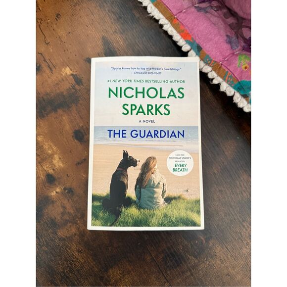 Nicholas Sparks The Guardian Paperback Book - Picture 1 of 3